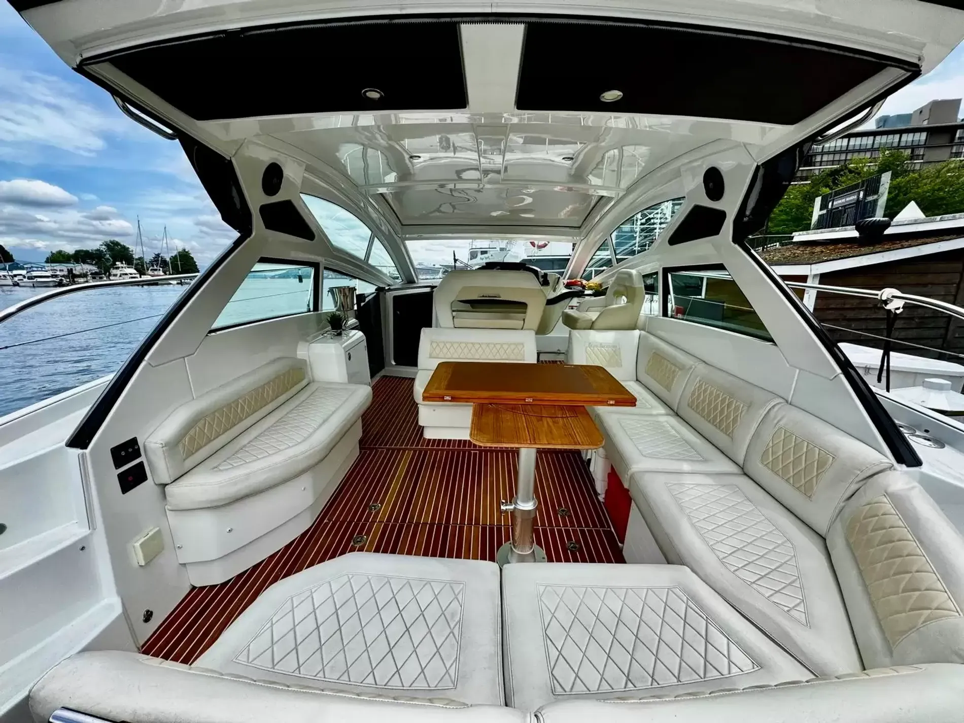 Pre-Owned 2016 Beneteau Gran Turismo 40 for Sale | Vancouver, BC | M&P Yacht Centre | 6a29c2a8914b5a226d0d0cfd