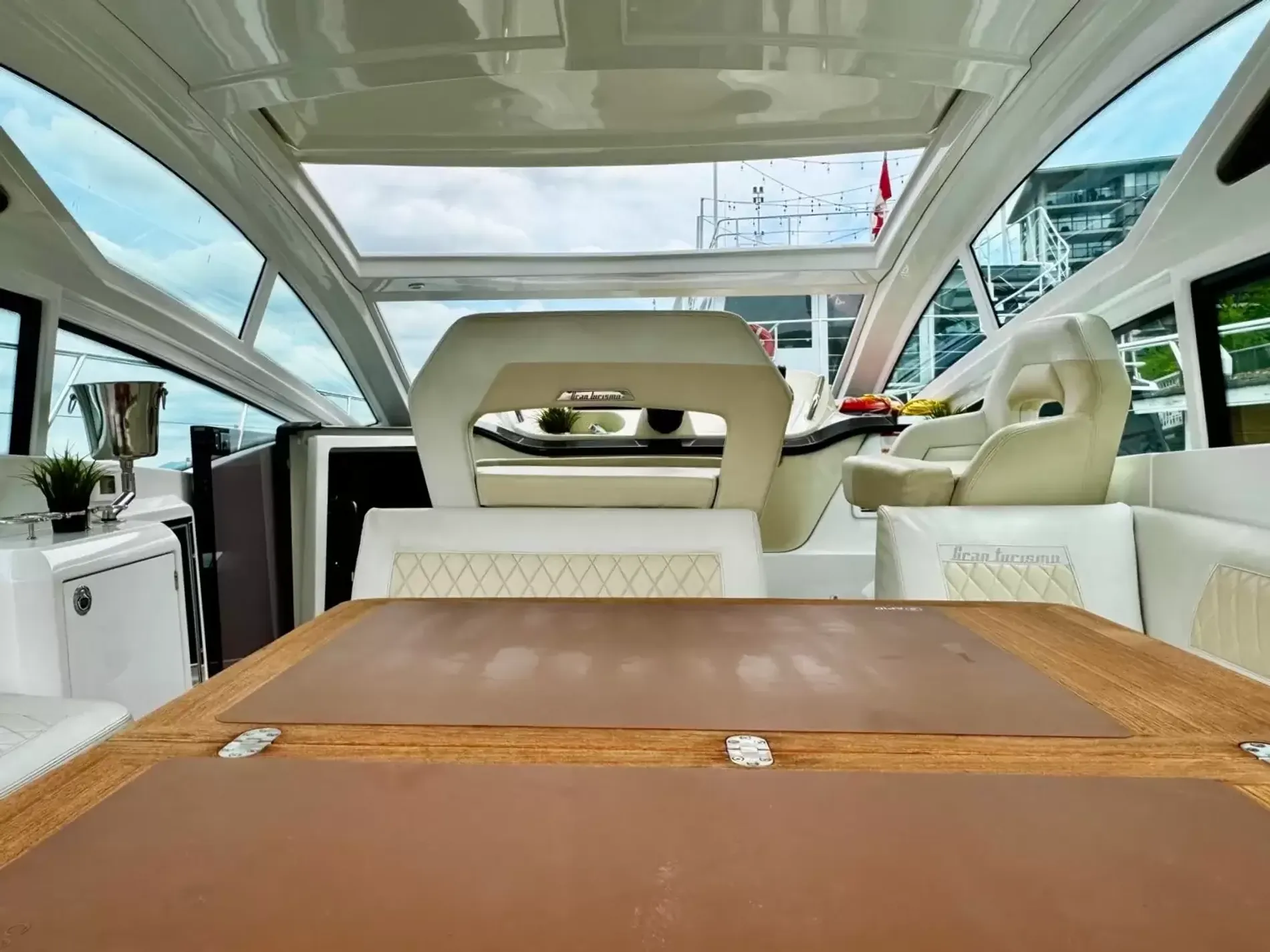 Pre-Owned 2016 Beneteau Gran Turismo 40 for Sale | Vancouver, BC | M&P Yacht Centre | 6a29c2a8914b5a226d0d0cfd