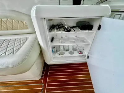 Pre-Owned 2016 Beneteau Gran Turismo 40 for Sale | Vancouver, BC | M&P Yacht Centre | 6a29c2a8914b5a226d0d0cfd
