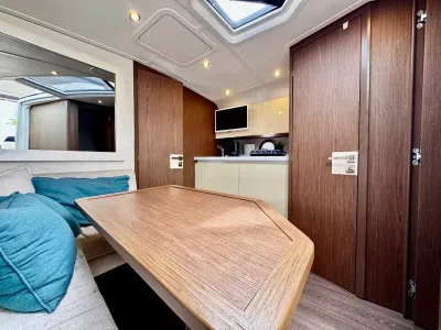 Pre-Owned 2016 Beneteau Gran Turismo 40 for Sale | Vancouver, BC | M&P Yacht Centre | 6a29c2a8914b5a226d0d0cfd