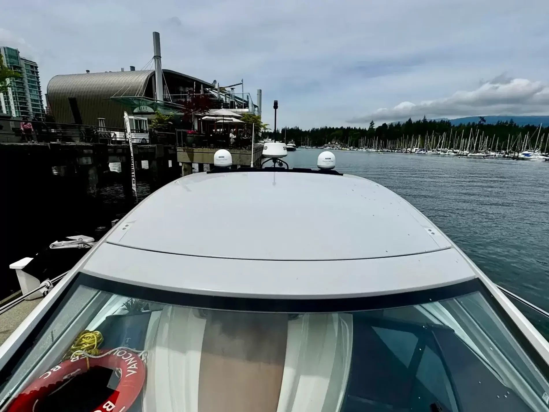 Pre-Owned 2016 Beneteau Gran Turismo 40 for Sale | Vancouver, BC | M&P Yacht Centre | 6a29c2a8914b5a226d0d0cfd