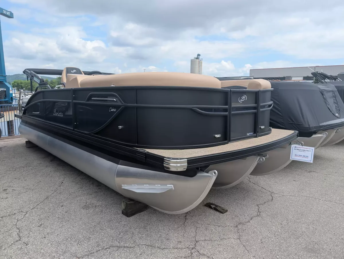 boat-carouselImage-image