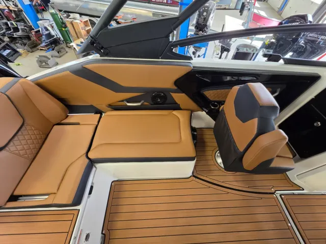 Boat Thumbnail 4