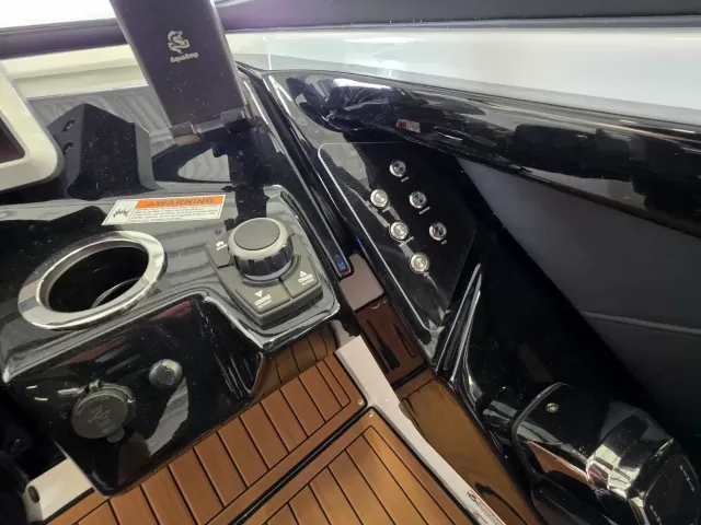Boat Thumbnail 11