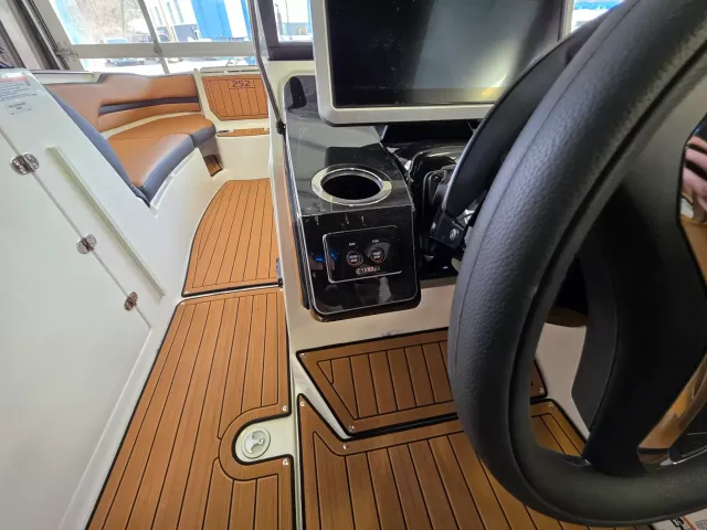Boat Thumbnail 14