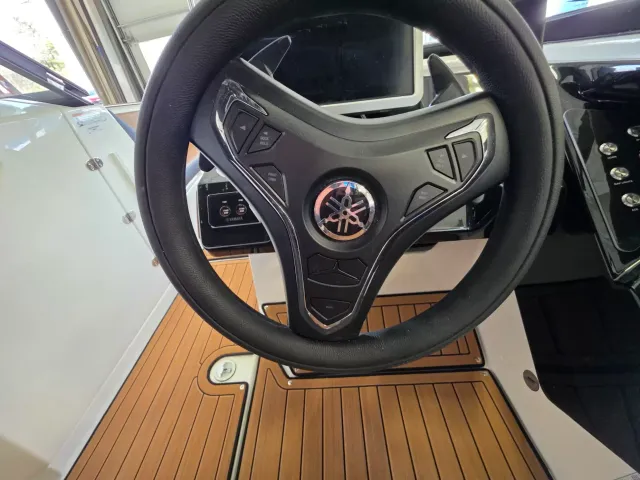 Boat Thumbnail 16