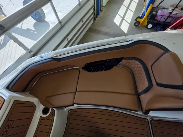 Boat Thumbnail 19