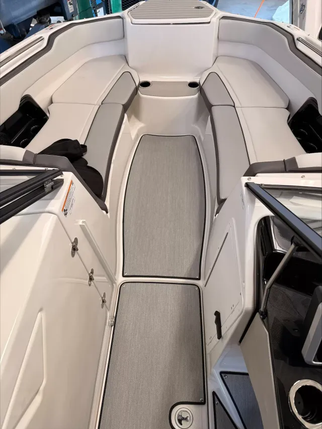 Boat Thumbnail 4