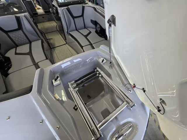 Boat Thumbnail 19