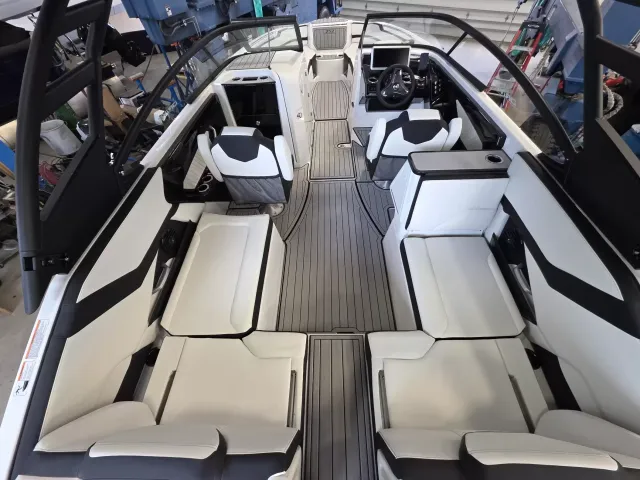 Boat Thumbnail 7