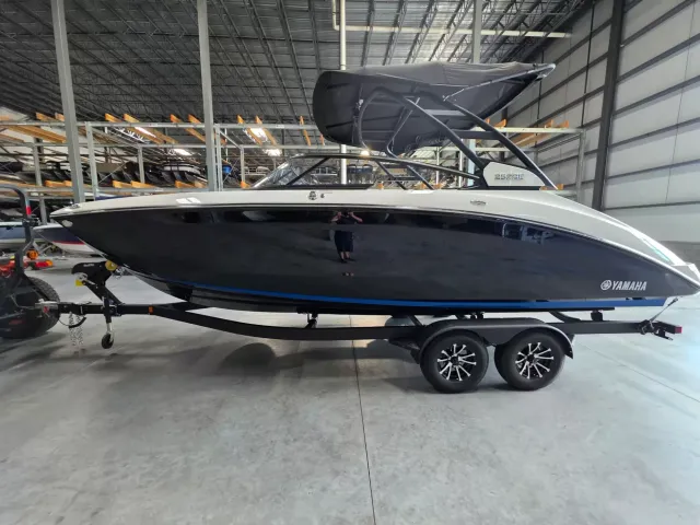 Boat Thumbnail 0