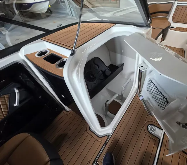 Boat Thumbnail 14