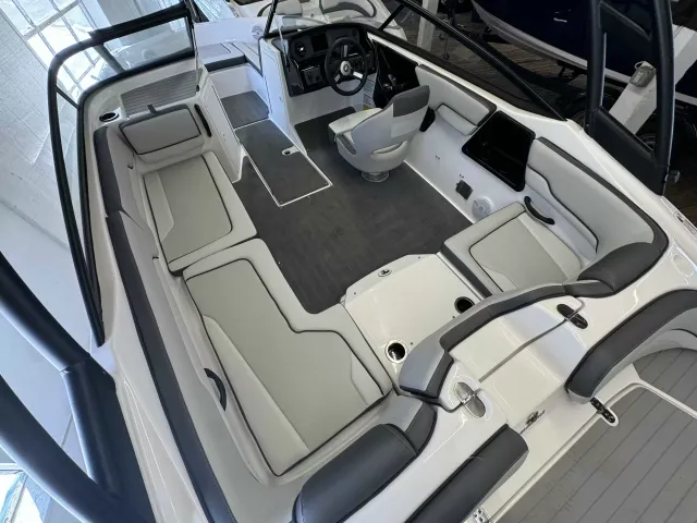 Boat Thumbnail 4