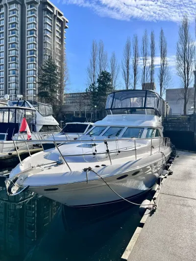 Pre-Owned 1996 Sea ray 400 Sedan Bridge for Sale | Vancouver, BC | M&P Yacht Centre | 6a32f5cb9ac939009c099641