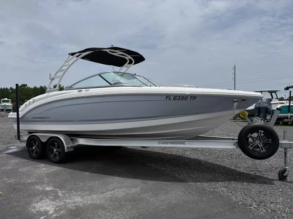 2023 Chaparral 23SSI