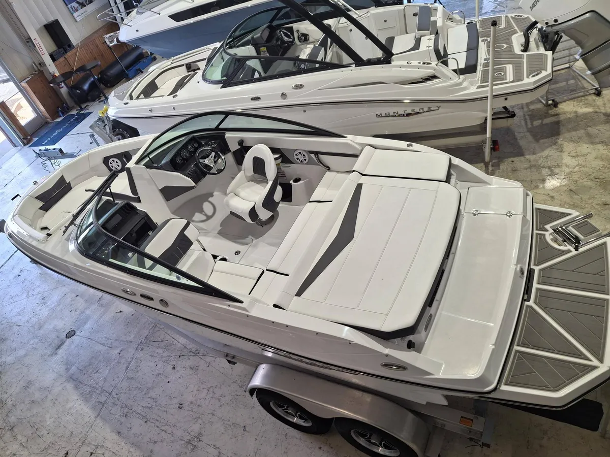 dummy-boat-img