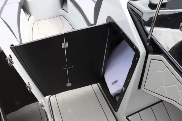 Boat Thumbnail 10