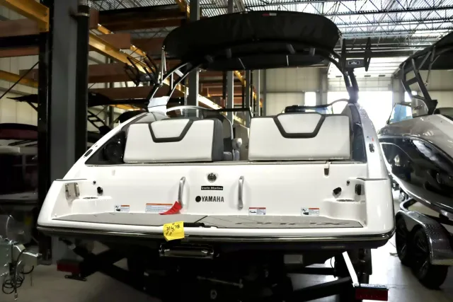 Boat Thumbnail 4