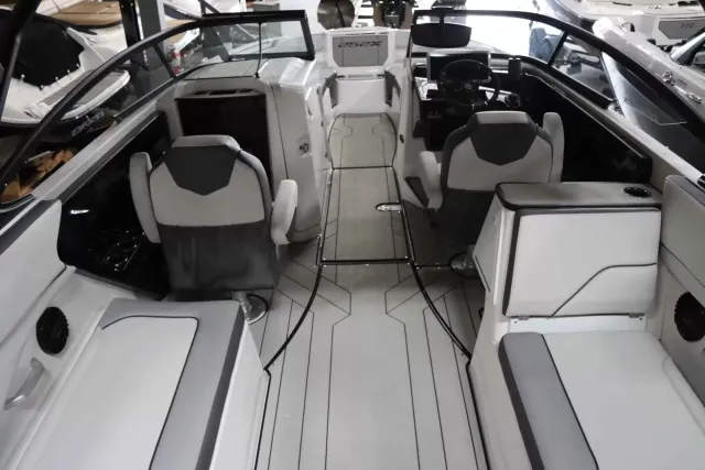 Boat Thumbnail 6