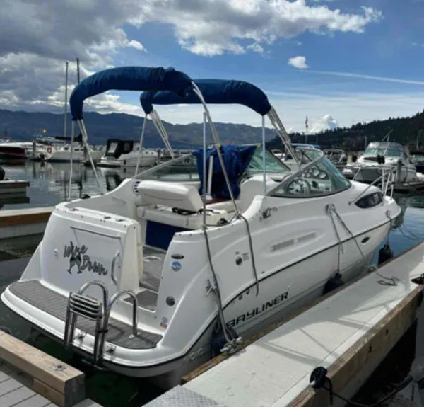 2010 Bayliner 245-27