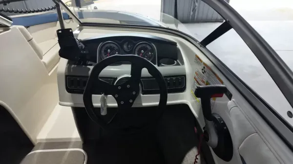 2013 Bayliner 185BR-19