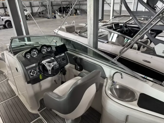 Boat Thumbnail 5