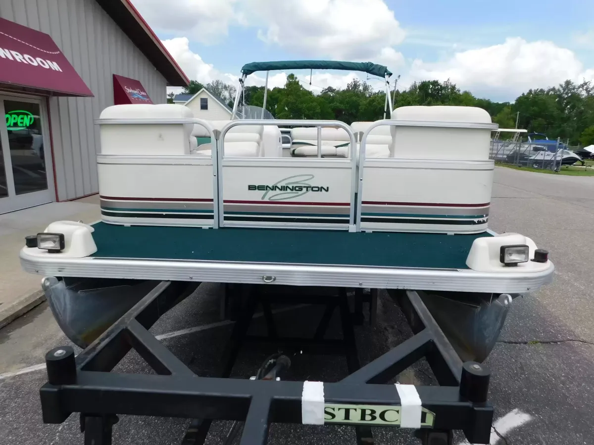 dummy-boat-img