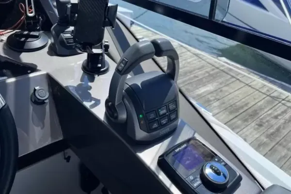 2024 Galeon 425 HTS detail image 17