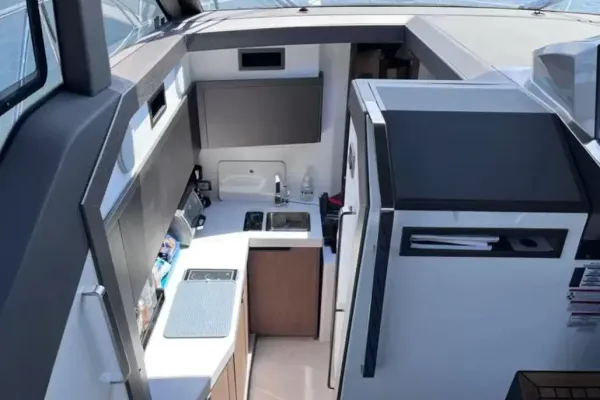 2024 Galeon 425 HTS detail image 21