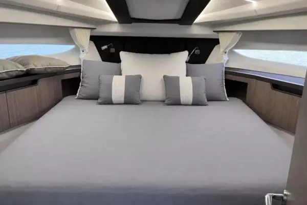 2024 Galeon 425 HTS detail image 27