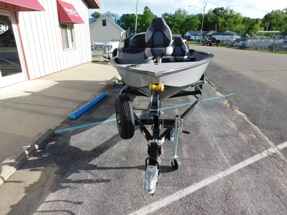 dummy-boat-img