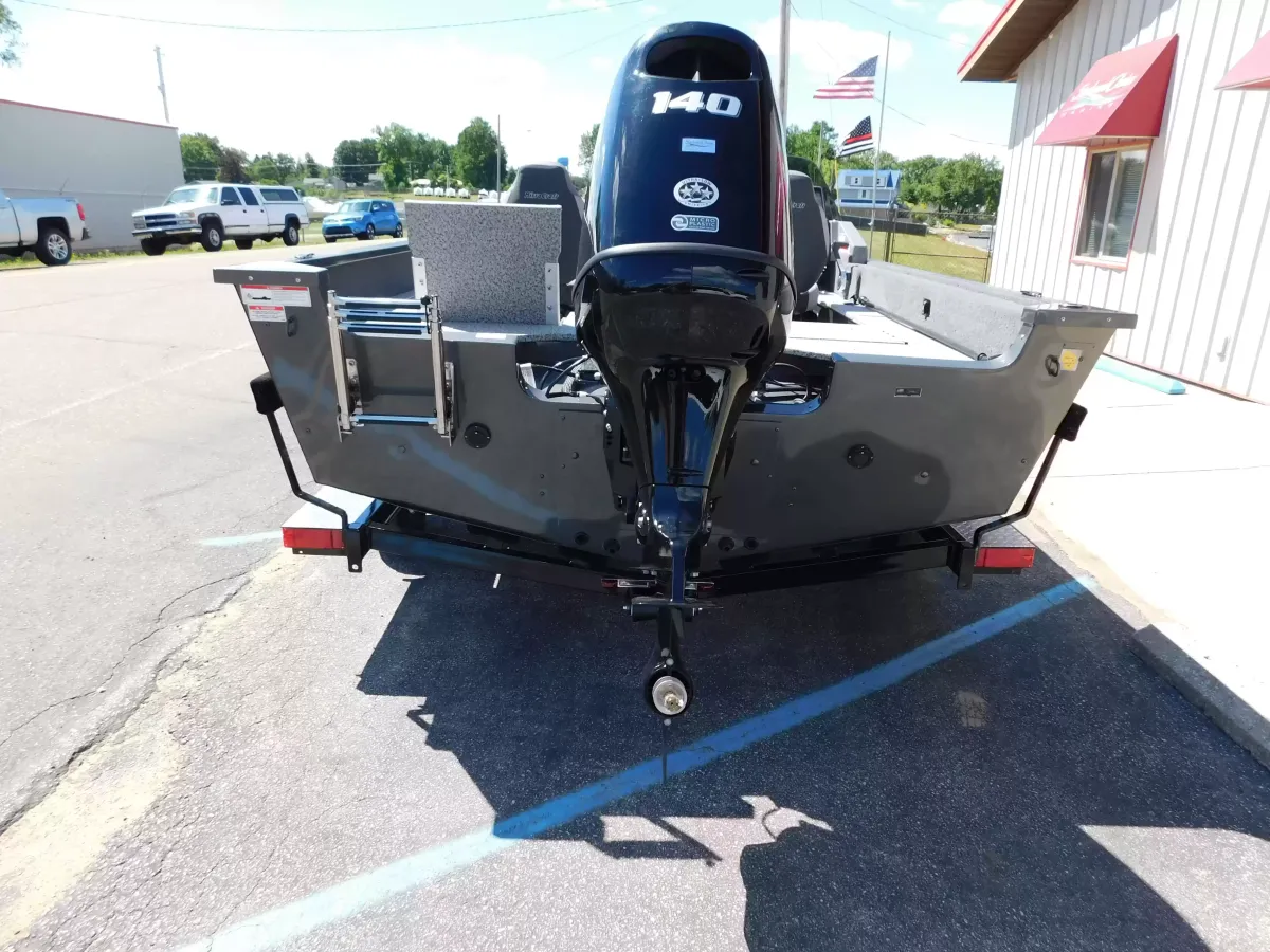 dummy-boat-img