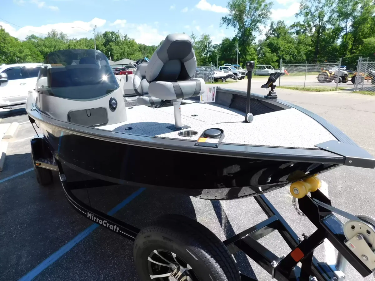 dummy-boat-img