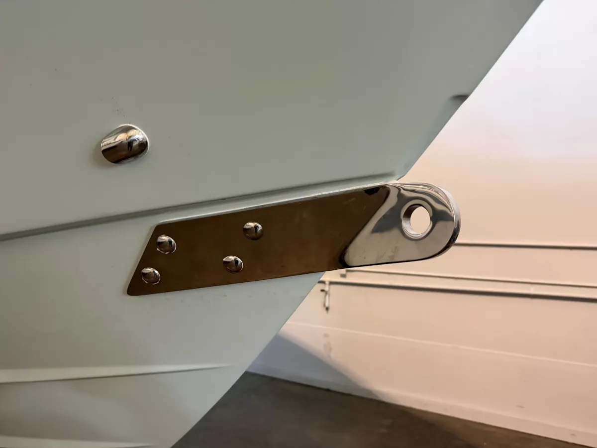 dummy-boat-img