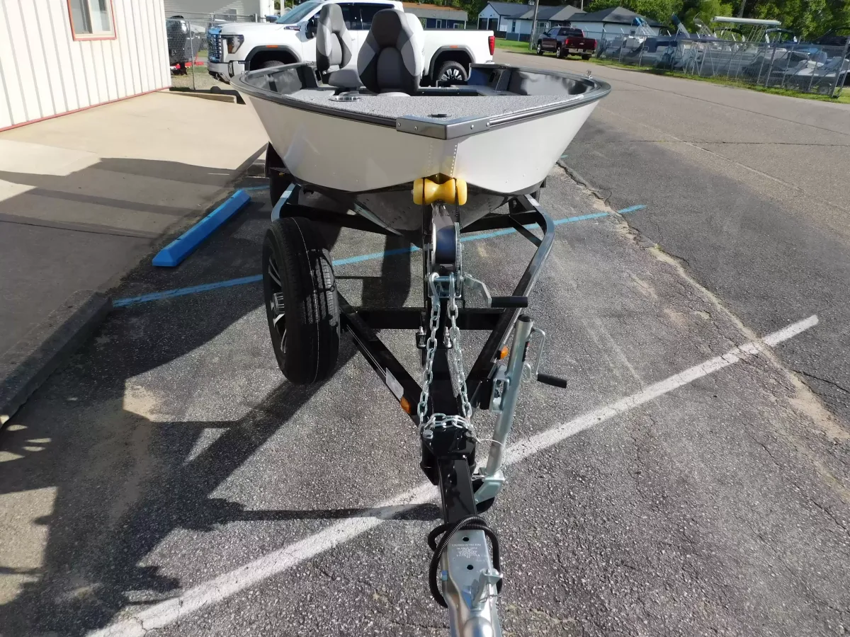 dummy-boat-img