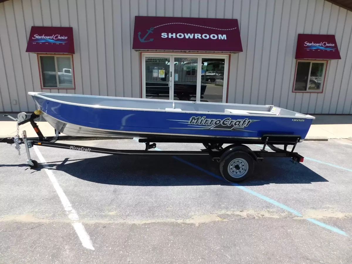 dummy-boat-img