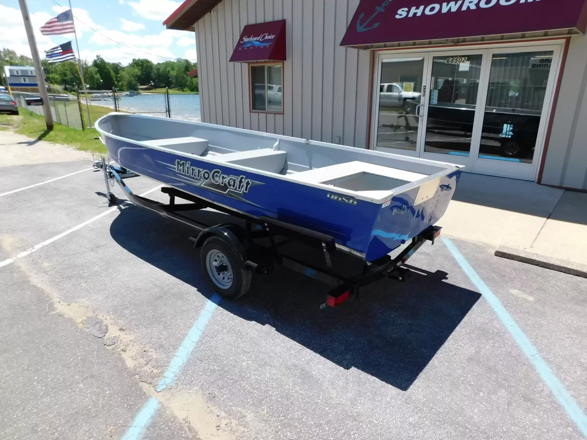 dummy-boat-img