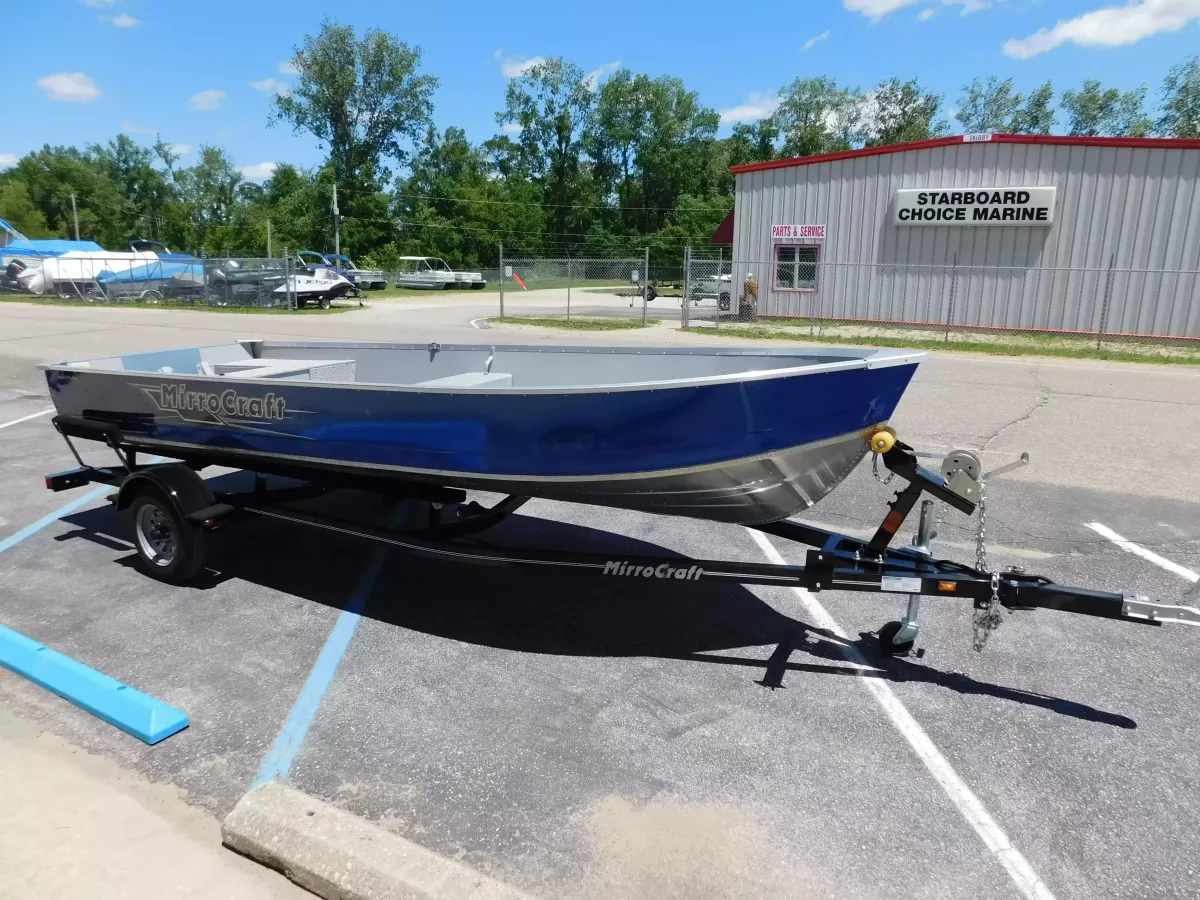 dummy-boat-img