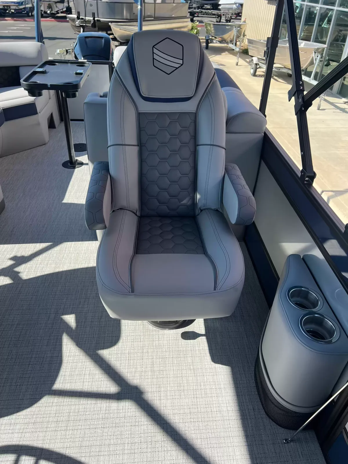 2026 South Bay 525RS-9