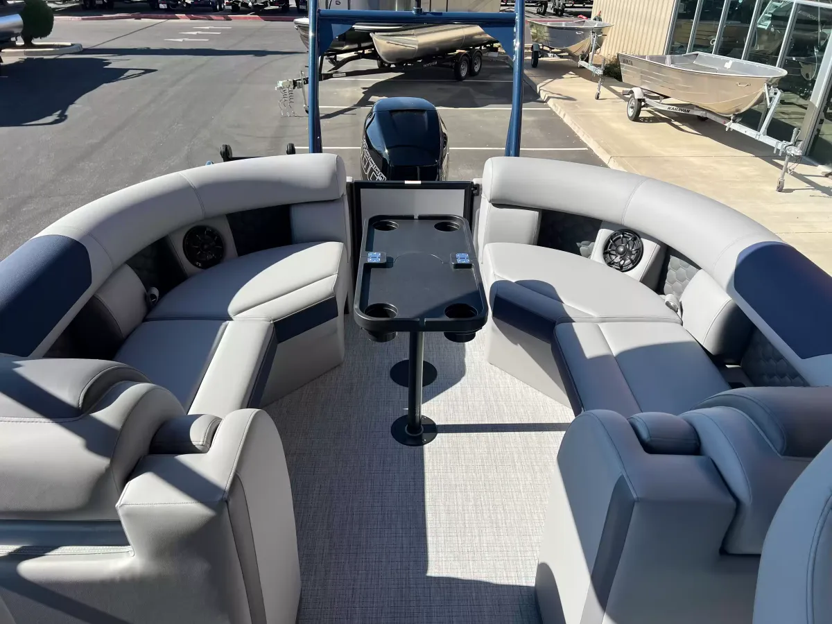 2026 South Bay 525RS-10