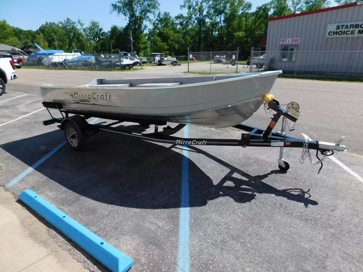 dummy-boat-img