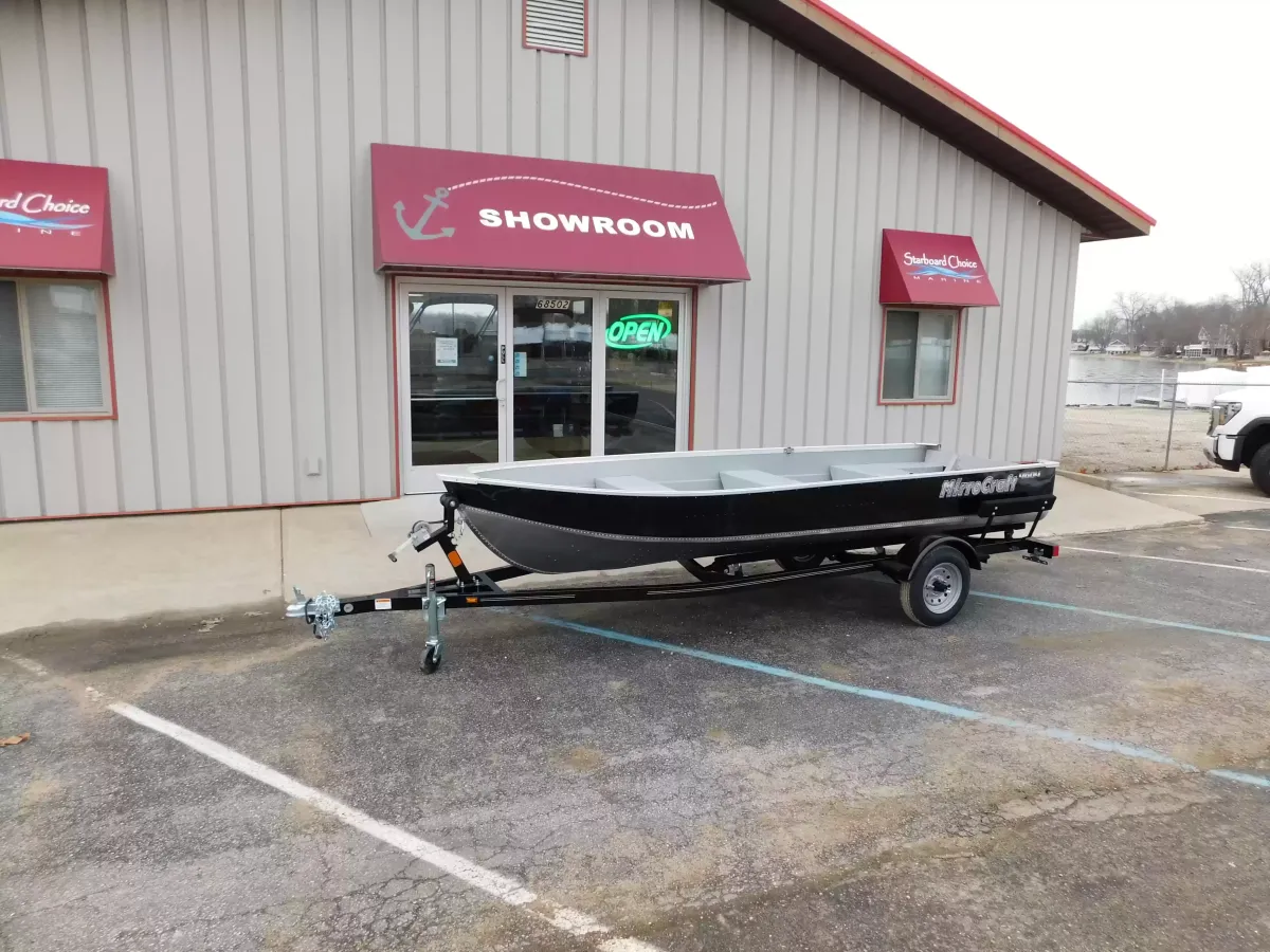 dummy-boat-img