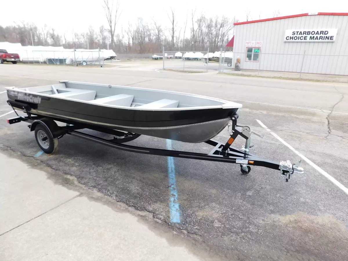 dummy-boat-img