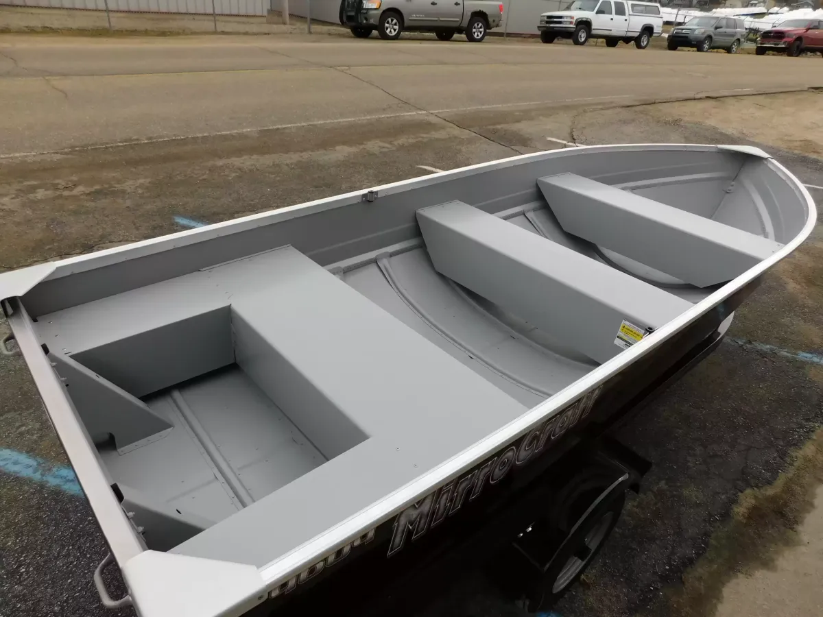 dummy-boat-img
