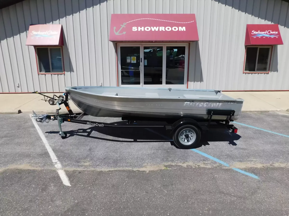 dummy-boat-img