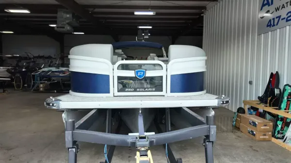 2024 Premier Solaris 250 RL-12