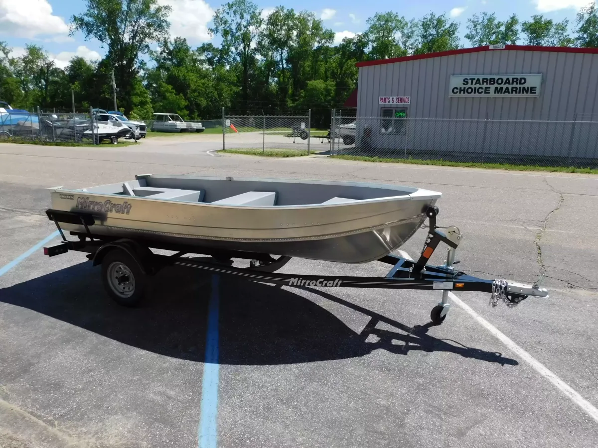 dummy-boat-img