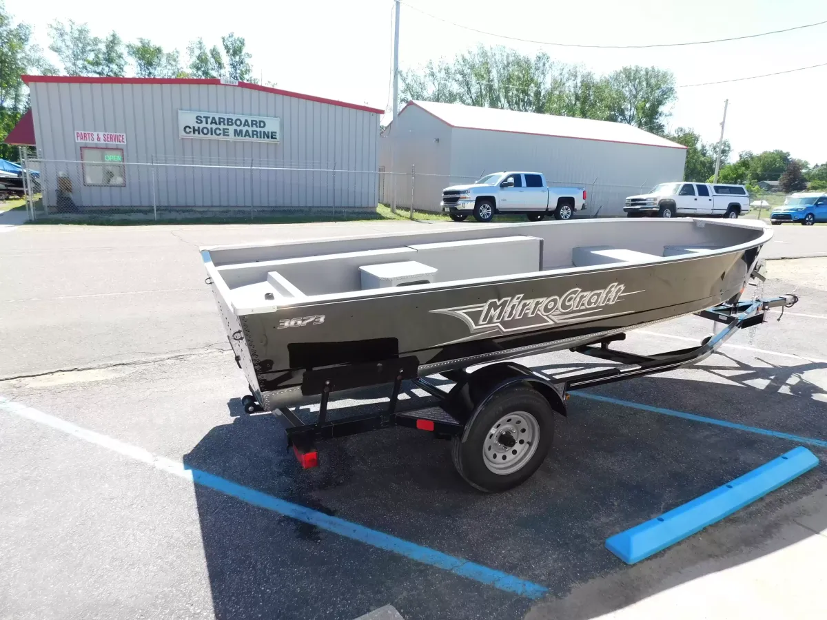 dummy-boat-img