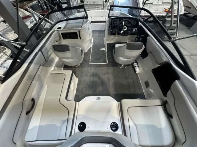 Boat Thumbnail 3