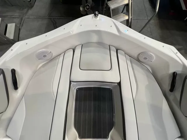Boat Thumbnail 11